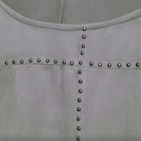 Style & Co size Large Ivory Faux suede 3/4 sleeve studded top also in Navy - Picture 2 of 5